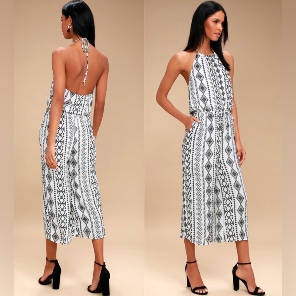 LULU'S Sparrow Black and White Printed Halter Jumpsuit Size S